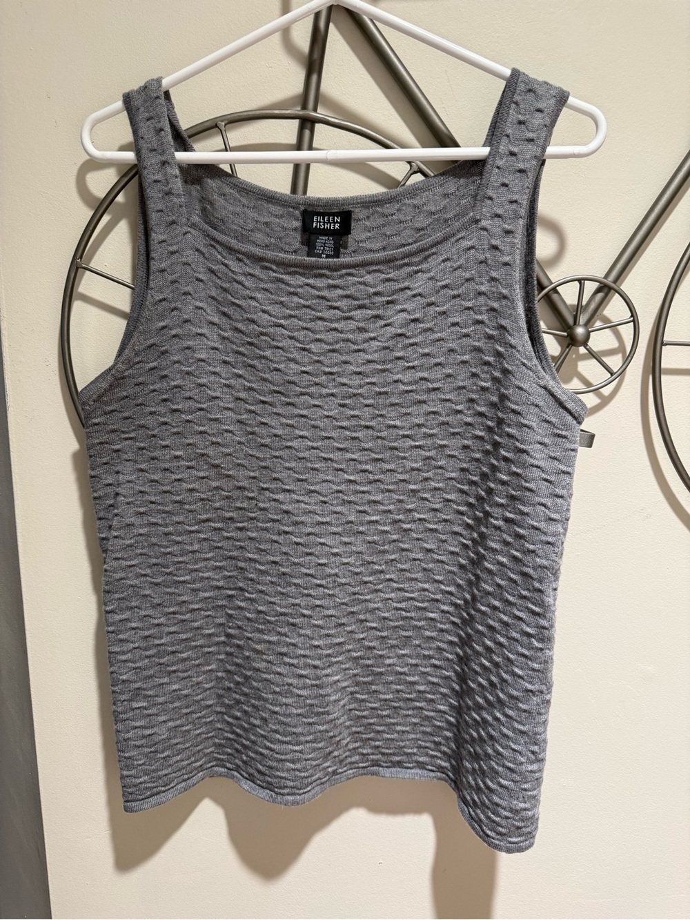 Eileen Fisher 100% Wool Knit Tank Top Gray Textured Square Neck Shell Medium M